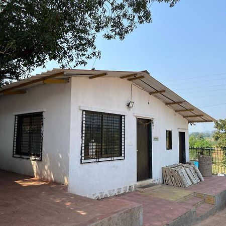 Happy Land Farm Otel Karjat Dış mekan fotoğraf