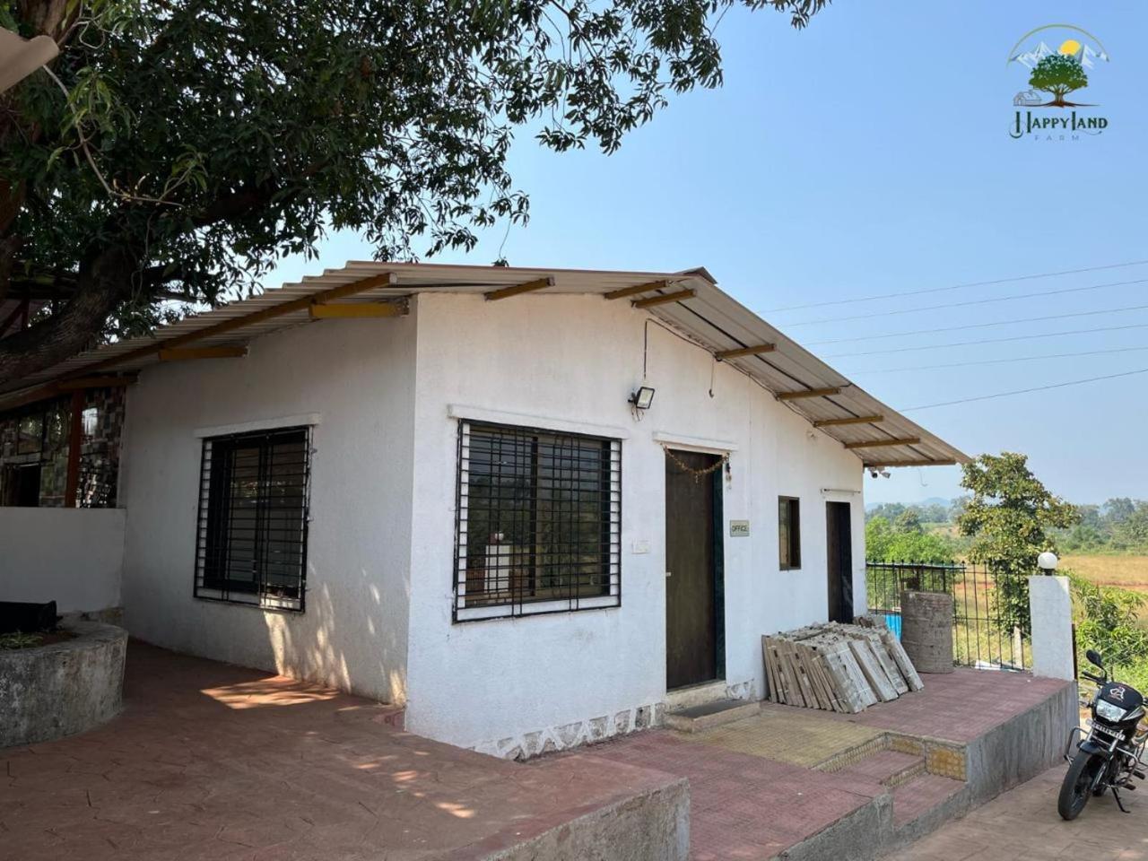 Happy Land Farm Otel Karjat Dış mekan fotoğraf
